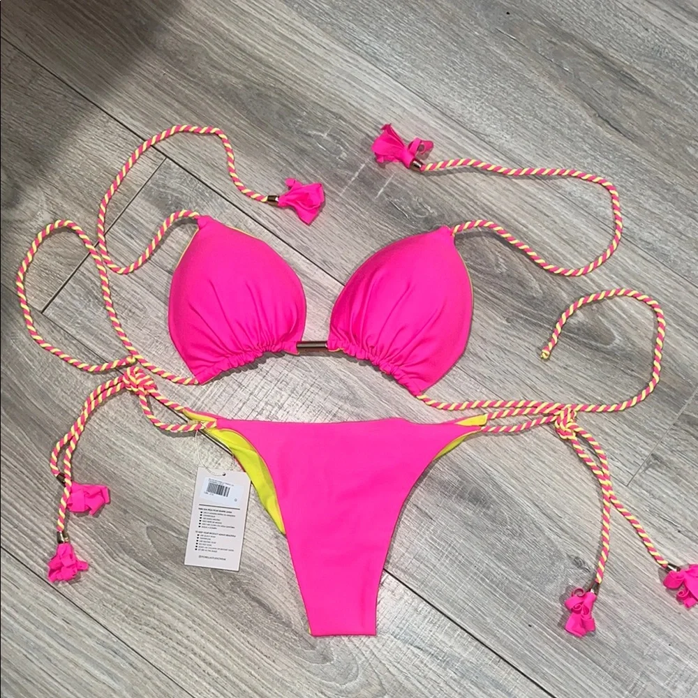Brazilian neon pink‎ reversible bikini NWT